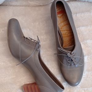 Camper tie up shoes with colorful heels